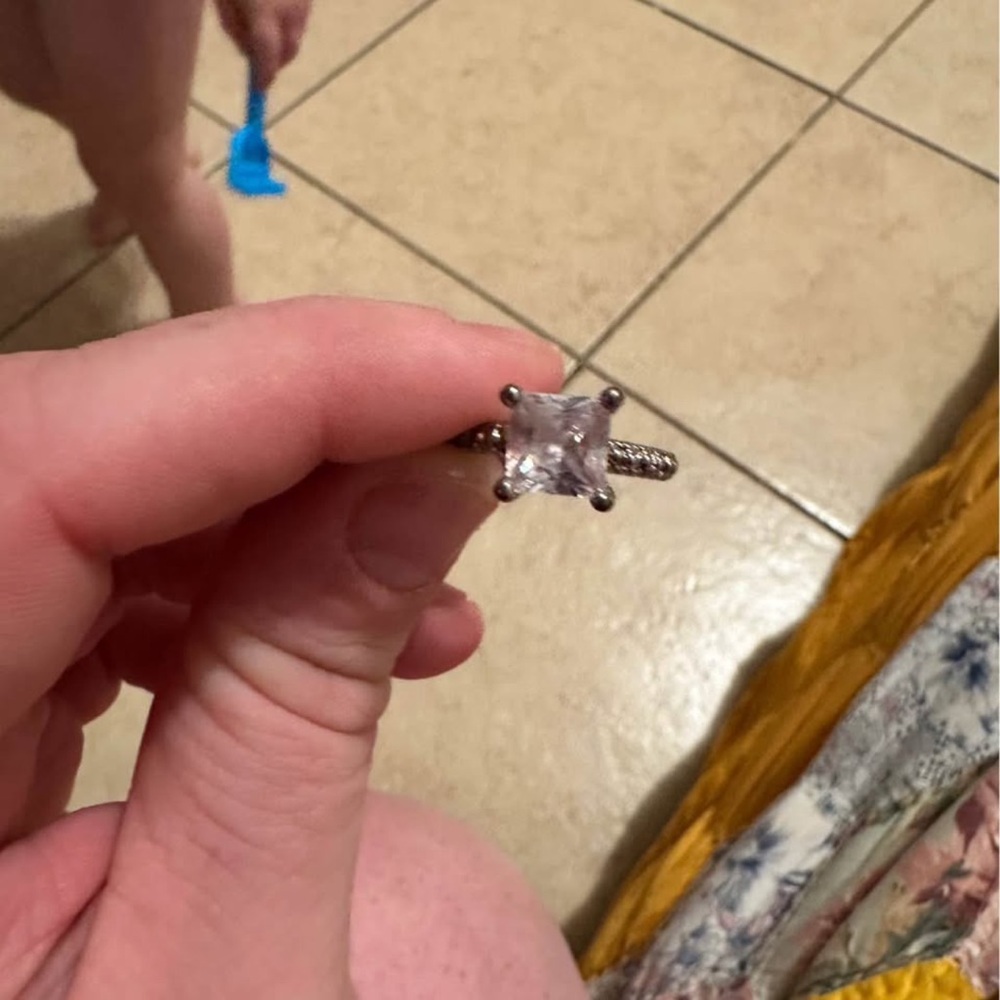 Elegant Silver engagement Ring